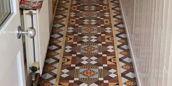 Hemmings Floor Restoration - Victorian Tiled Hallway Cleaned and Sealed